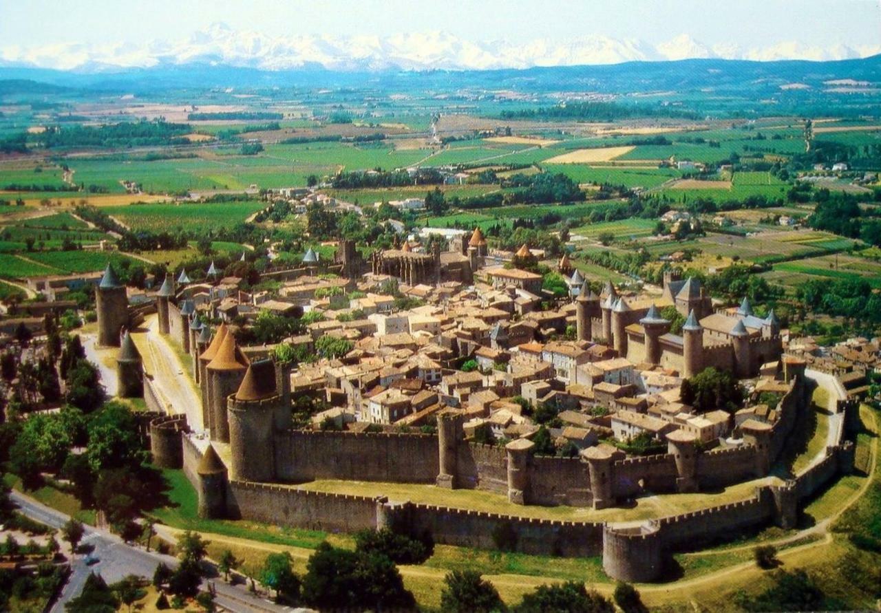 Carcassonne Centre Avec Balcon Et Parking Appartement Buitenkant foto