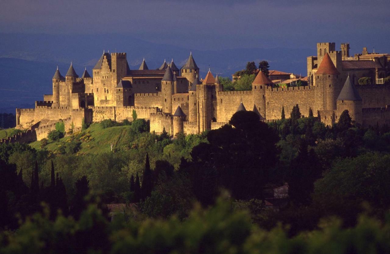 Carcassonne Centre Avec Balcon Et Parking Appartement Buitenkant foto